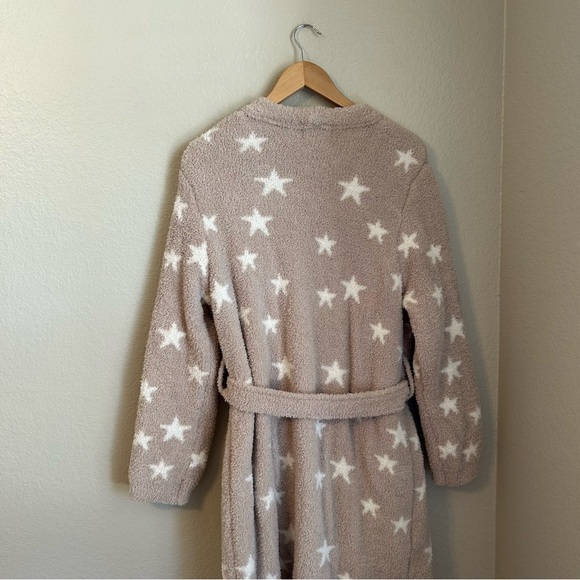 The Styled Collection x Madi Nelson Cozy Star Print Blanket Buttery Robe, S/M - Picture 7 of 10